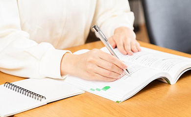 金融業界への転職は難しい? 必要なスキルや転職をスムーズに進める方法を紹介