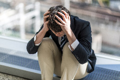 毎日業務に追われていて退職を言い出しにくい。どうしたらいい？