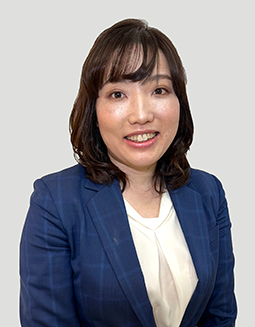 山谷　千明